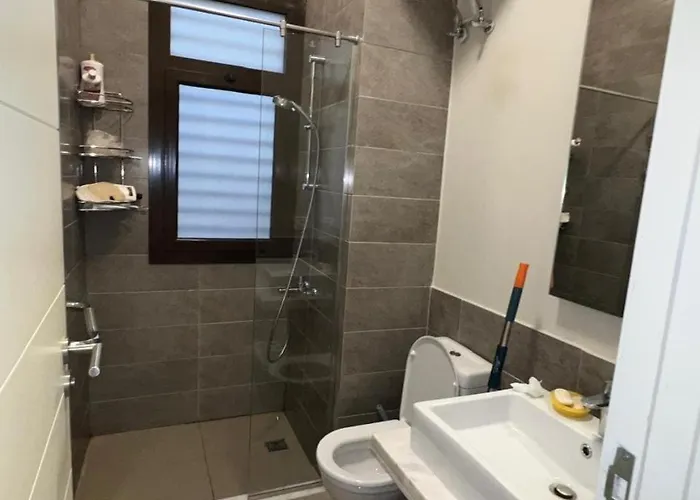 Villa Cyan 18 *